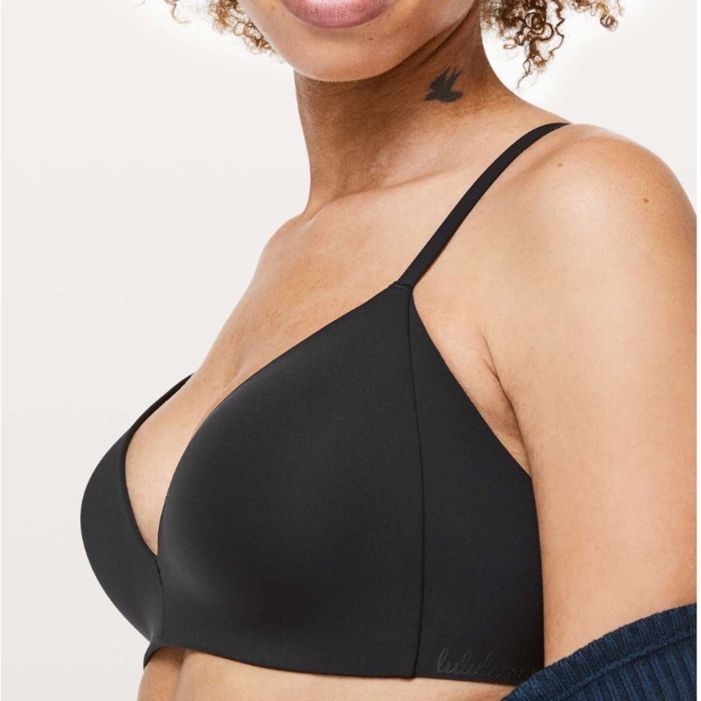 34C NWOT Lululemon Take Shape Wireless Bra